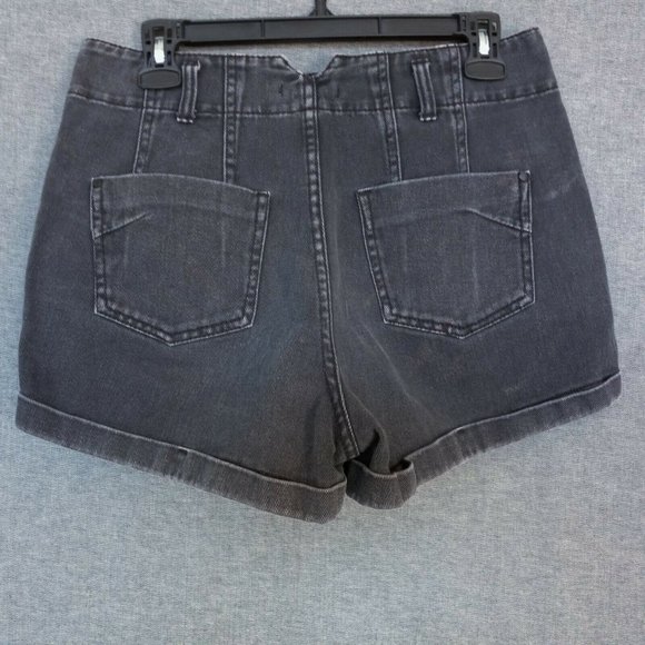 Modern Amusement High Rise Roll Up Shorts Size 9 Black - Picture 2 of 5